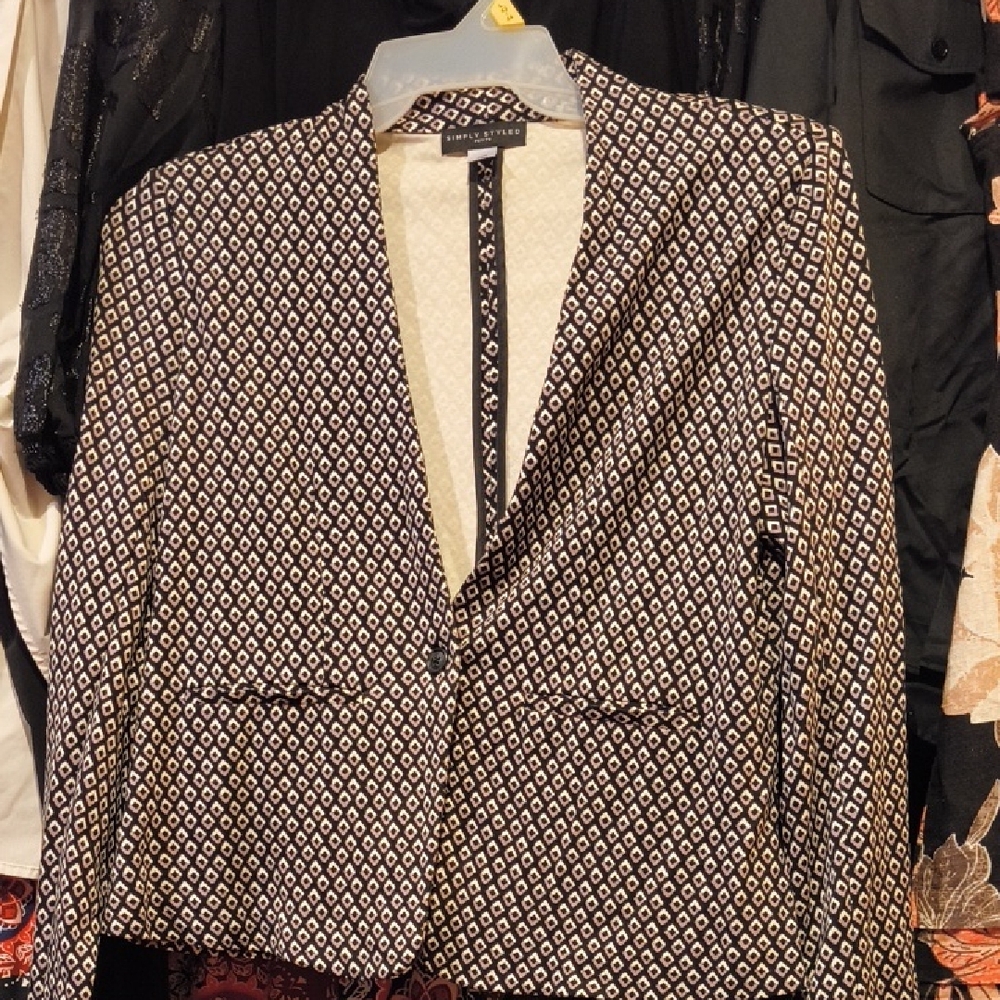 Black, Brown and Cream Deep V Patterned Blazer